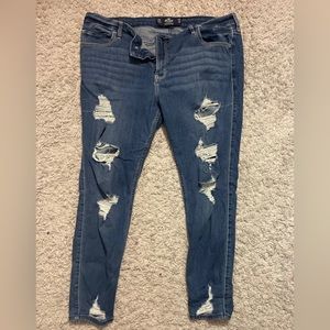 Womens Ripped mid rise jeans